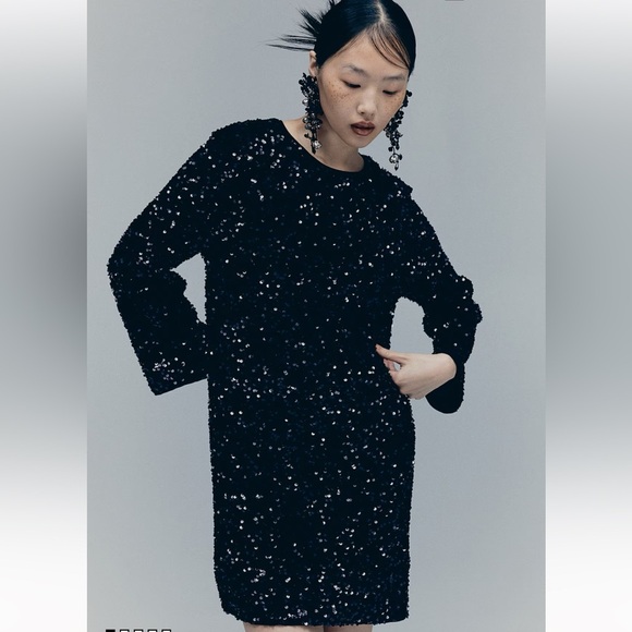 H&M Black Sequin Mini Dress Size Medium Long Sleeve Shift Party Cocktail Sparkle - Picture 1 of 5